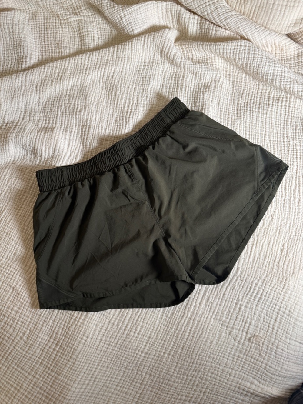 SOLD❌ 
 Olive Green running shorts